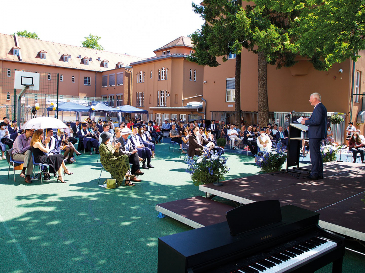 IB Graduation 2021 Berlin International School